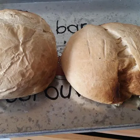 Nyaraló Four A Pain *